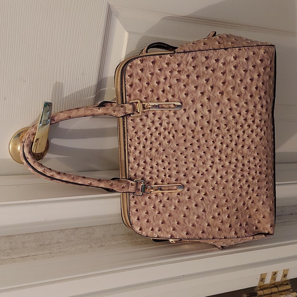 Fastionable Handbag - Picture 2 of 10